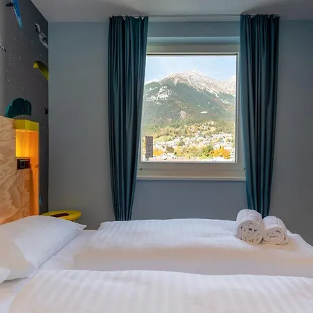 Meininger Zentrum Отель Инсбрук