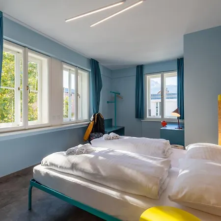 Meininger Zentrum Отель Инсбрук