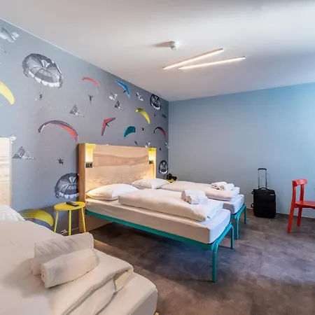 Meininger Zentrum Отель