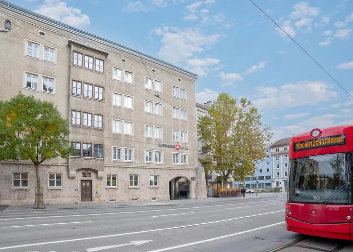 Meininger Zentrum Hotel 3*